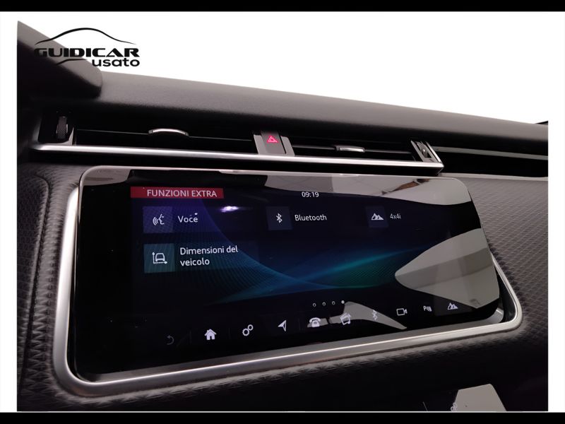 GuidiCar - LAND ROVER Range Rover Velar 2018 Velar 2.0 i4 R-Dynamic 240cv auto Usato